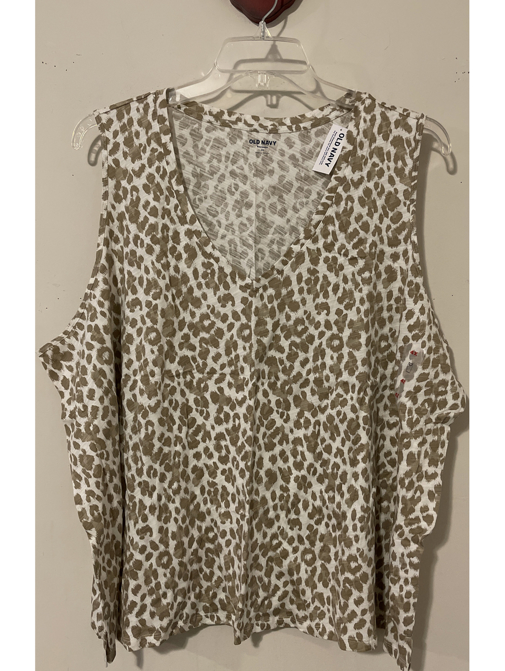 Old Navy Womens 4x White Animal Print Vneck Sleeveless Cotton Tank NWT! A7372
